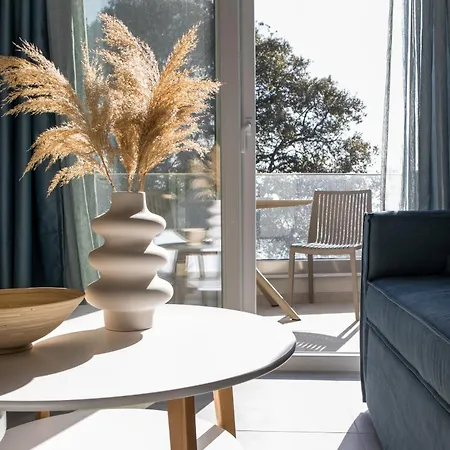 Ξενοδοχείο με διαμερίσματα Olive & Sea Luxury